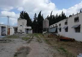 A L CENTRE AVICOLE 3270/8800 M2 MORNAG