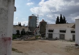 A L CENTRE AVICOLE 3270/8800 M2 MORNAG