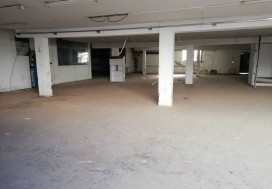 A VENDRE LOCAL 4000 M2 R+1 CHARGUIA