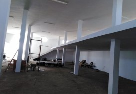 A VENDRE LOCAL 800/1800 M2  SFAX