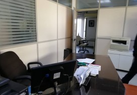 AV USINES SIEGES AUTOS 1900 M2 B AROUS