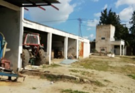 A L CENTRE AVICOLE 3270/8800 M2 MORNAG