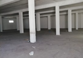 A LOUER LOCAL 4900 M2 DIVISIBLE A RADES