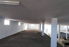 A VENDRE LOCAL 800/1800 M2  SFAX