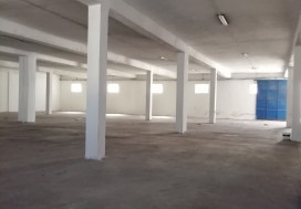 A LOUER LOCAL 4900 M2 DIVISIBLE A RADES