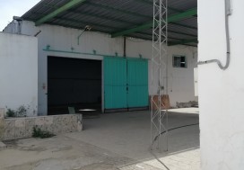 A LOUER LOCAL INDUSTR 677 M2 EZZAHRA