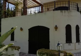 AL VILLA DE MAITRE 240/8000 M2 MORNAG