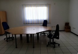 A VENDRE LOCAL 7100/4453 M2 CLIM B AROUS
