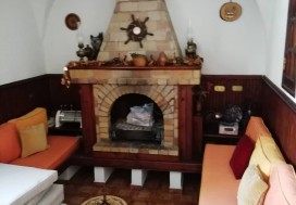 AL VILLA DE MAITRE 240/8000 M2 MORNAG