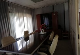 AV USINES SIEGES AUTOS 1900 M2 B AROUS