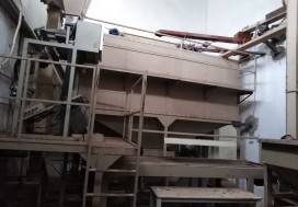 A V UNITE DECORTICAGE FRUITS SECS  SFAX