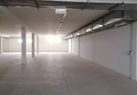 A VENDRE LOCAL 7100/4453 M2 CLIM B AROUS