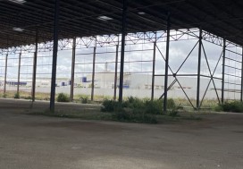 AL LOCAL 10300 EXT A 18000 M2 TU OUEST