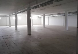 A VENDRE LOCAL 7100/4453 M2 CLIM B AROUS