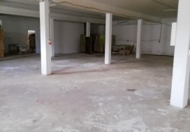 A LOUER LOCAL 1900 M2 R+2 TUNIS NORD