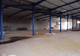A LOUER LOCAL  2400/9600 M2 TUNN OUEST