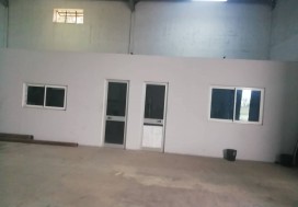A L LOCAL CONTSR METAL 2550/1 HA T OUEST