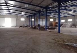 A LOUER LOCAL  2400/9600 M2 TUNN OUEST