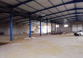 A LOUER LOCAL  2400/9600 M2 TUNN OUEST