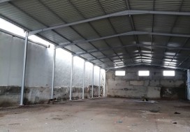 A LOUER LOCAL 1320/2320 M2 BIRINE