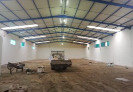 A LOUER LOCAL INDUSTR 1800 M2 TUN OUEST