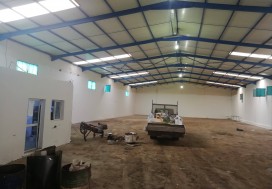 A LOUER LOCAL INDUSTR 1800 M2 TUN OUEST