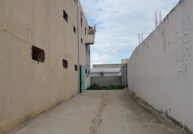 A LOUER LOCAL 1900 M2 R+2 TUNIS NORD