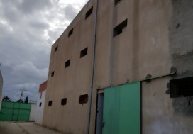 A LOUER LOCAL 1900 M2 R+2 TUNIS NORD