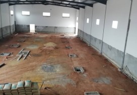 A LOUER LOCAL INDUST 1600/2514 M2 TU SUD