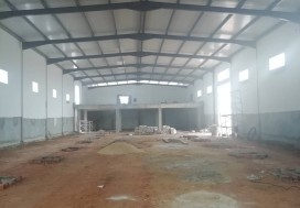A LOUER LOCAL INDUST 1600/2514 M2 TU SUD