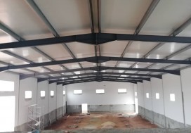 A LOUER LOCAL INDUST 1600/2514 M2 TU SUD