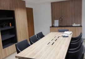 A LOUER BUREAUX DEPOTS 700 M2 TUN SUD