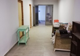 A LOUER LOCAL 1900 M2 R+2 TUNIS NORD
