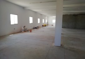 A LOUER LOCAL 1395/2000 M2 SOUSSE NORD
