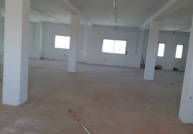 A LOUER LOCAL 1395/2000 M2 SOUSSE NORD