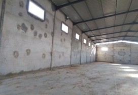 A VENDE LOCAL CHARP 1000/3000 M2 SFAX