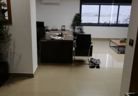 A LOUER BUREAUX DEPOTS 700 M2 TUN SUD