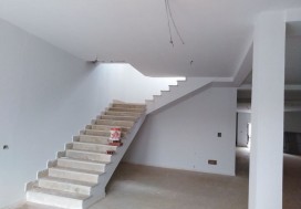 A LOUER LOCAL NEUF 990/501 M2 SFAX