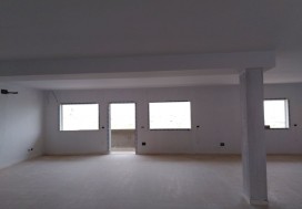 A LOUER LOCAL NEUF 990/501 M2 SFAX