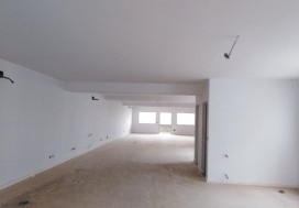 A LOUER LOCAL NEUF 990/501 M2 SFAX