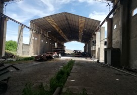 A LOUER DEPOT 3726 M2 HAUT 14 M TUN SUD