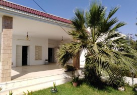 A VENDRE VILLA 370/950 M2 SFAX