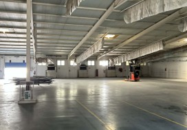 AL LOCAL  7000/15000 M2 TUNIS SUD