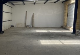 A LOUER DEPOT 1410 M2 TUNIS SUD
