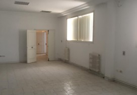 A LOUER LOCAL DEPOT 480 M2 CHARGUIA