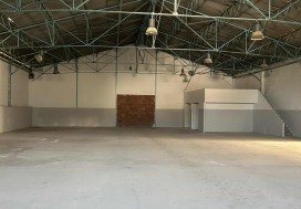 A LOUER DEPOT 1500/2000 M2 TUN SUD