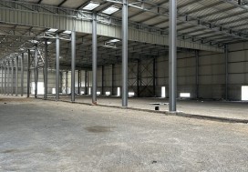 A LOUER LOCAL 7210/14000 M2 TUNIS SUD