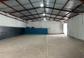 A LOUER LOCAL 3100/5000 M2 TUNIS OUEST