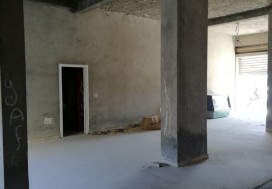 A VENDRE LOCAL 195 M2 MONASTIR