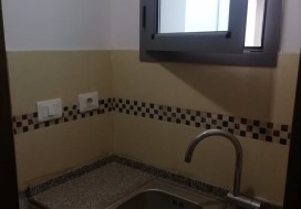 A VENDRE BUR 79.5 M2 4E ETAGE MONASTIR